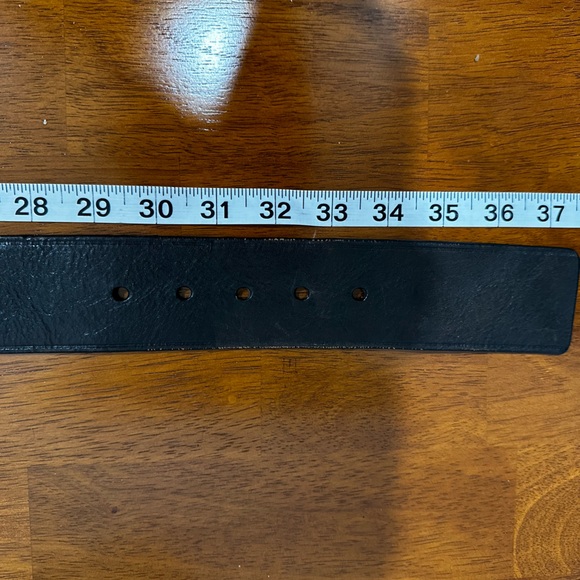 Michael Kors Large Hinged Belt - Picture 6 of 7